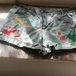 DA-NANG womens shorts camo